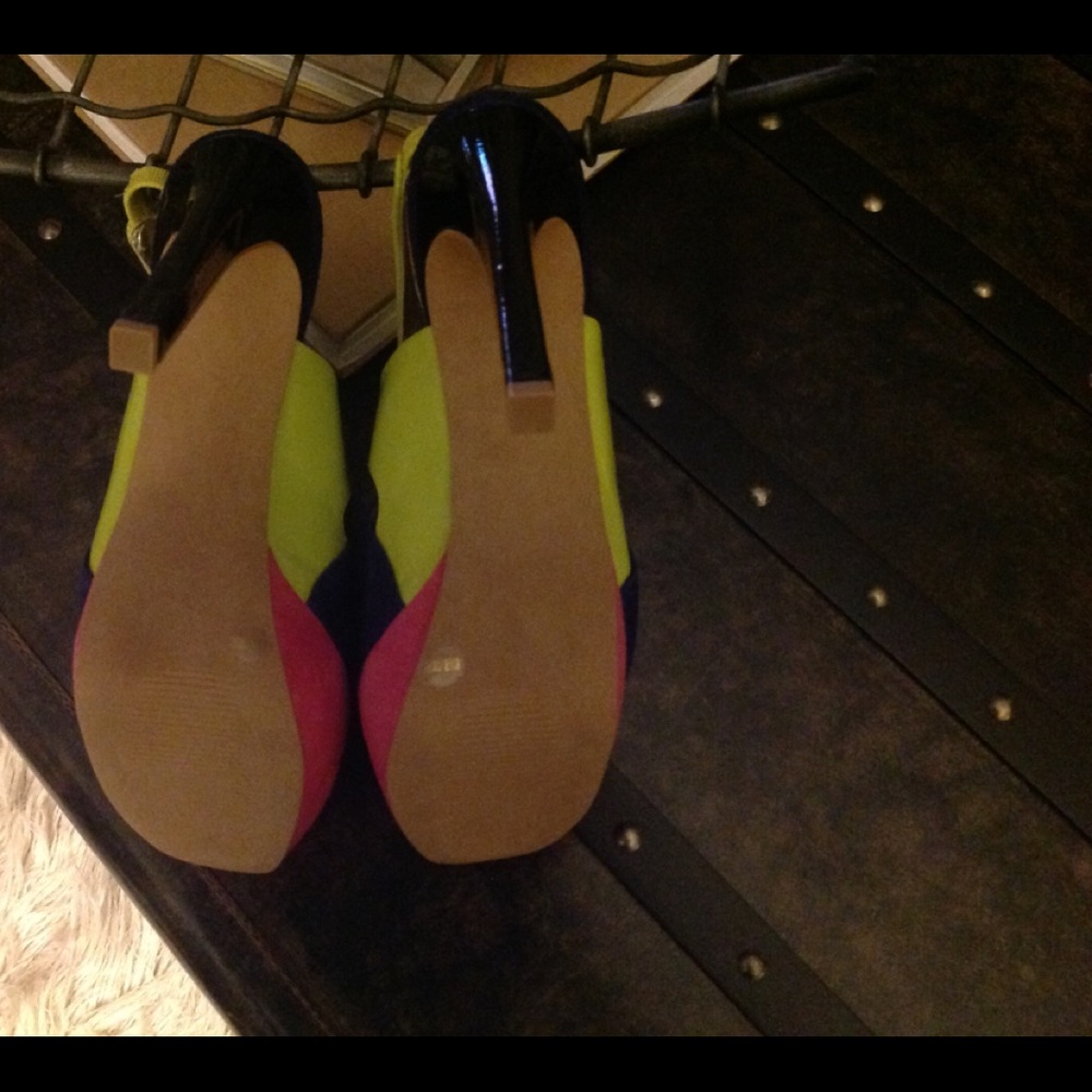 NEVER WORN - Jessica Simpson Bendie Platforms - Picture 3 of 3